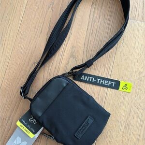 Travelon Black Anti-Theft Crossbody Belt Bag